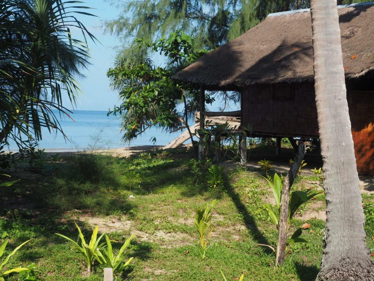 Cocobar&Bungalow'Kohjum Hotel Koh Jum Exterior foto